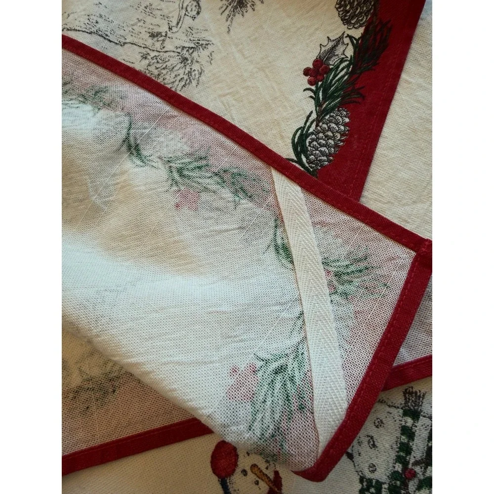 Williams Sonoma Christmas tea towels. Set of 2